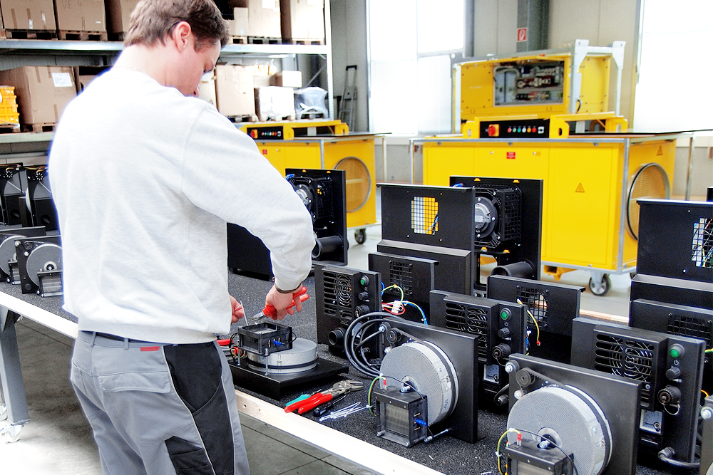 Alle mobiele adsorptiedrogers van de TTR-serie worden bij Trotec in Heinsberg geproduceerd: TTR 200, TTR 300, TTR 400/TTR400 D en TTR 500/TTR 500 D.