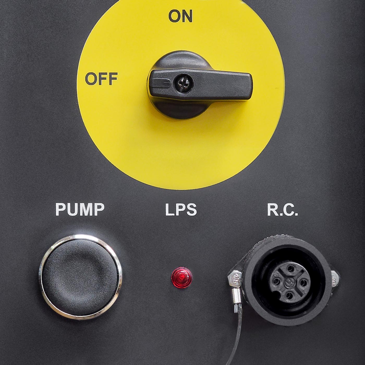 Pompe à eau de condensation et prise DIN pour les circuits externes